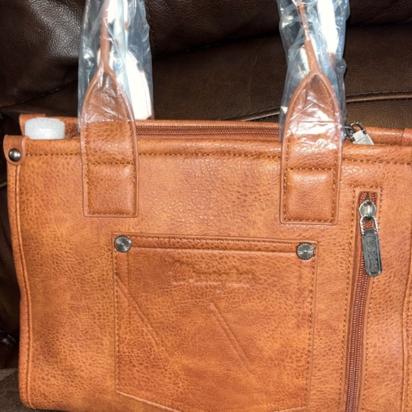 Wrangler Cow Print Crossbody New with tags - Picture 6 of 9